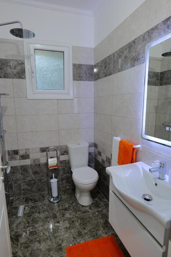 Davide Rooms Sarande Exterior photo